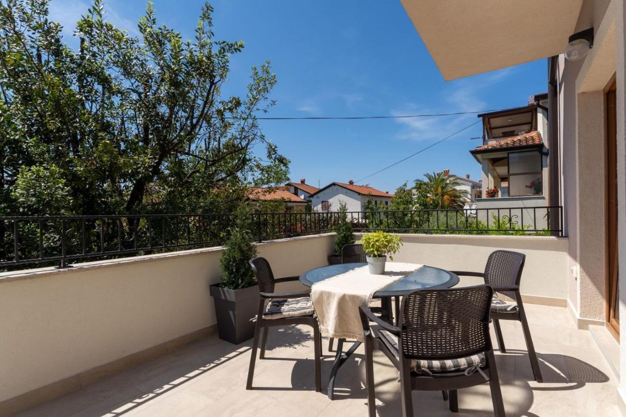 Apartments Alloro By Seeadria Agency Novigrad Istria Exterior foto